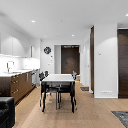 Modern Studio Apartment - Amazing Location Reykjavík Esterno foto