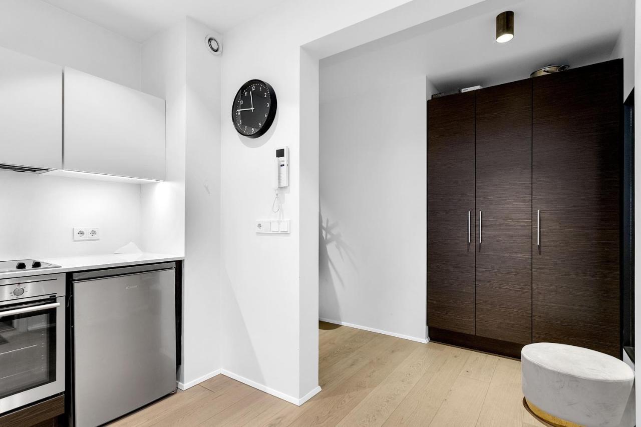 Modern Studio Apartment - Amazing Location Reykjavík Esterno foto